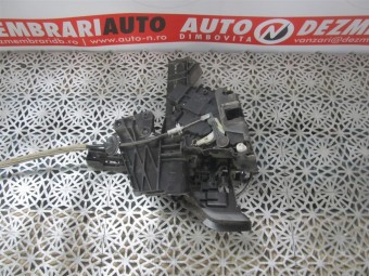 BROASCA (INCUIETOARE) USA STANGA SPATE FORD FOCUS II 