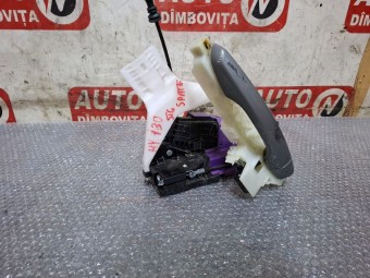 BROASCA (INCUIETOARE) USA STANGA SPATE HYUNDAI i30 OEM: 81410-G3000.