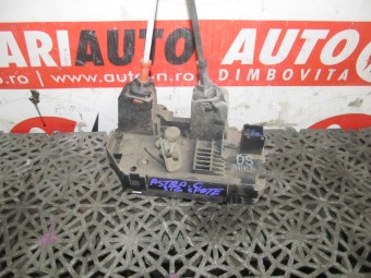 BROASCA (INCUIETOARE) USA STANGA SPATE OPEL ASTRA G OEM: 24414134.