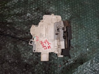 BROASCA (INCUIETOARE) USA STANGA SPATE SEAT LEON 