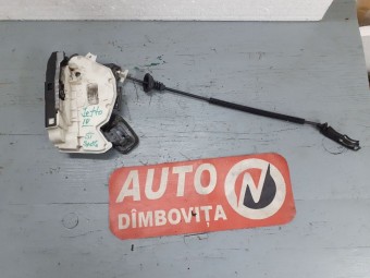 BROASCA (INCUIETOARE) USA STANGA SPATE VOLKSWAGEN JETTA IV OEM: 5K4839015F.