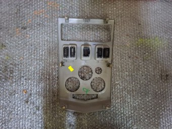 BUTON AVARIE DACIA LOGAN I OEM: 8200382717.