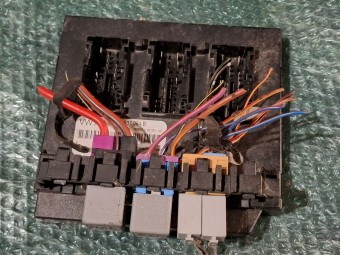 CALCULATOR (MODUL) CONFORT VOLKSWAGEN CADDY III OEM: 1K0937084B.