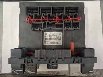CALCULATOR (MODUL) CONFORT VOLKSWAGEN GOLF OEM: 3C0937049D.