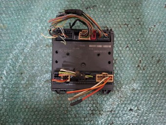 CALCULATOR (MODUL) CONFORT VOLKSWAGEN POLO 9N OEM: 6Q1937049C.