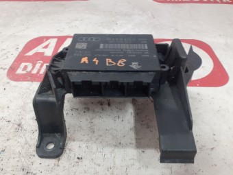 CALCULATOR (MODUL) SENZORI PARCARE AUDI A4 B8 OEM: 8K0919475H.