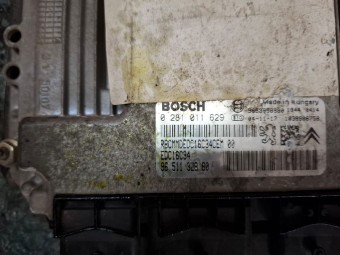 CALCULATOR MOTOR (ECU) CITROEN C4 OEM: 0281011629.