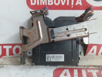 CALCULATOR MOTOR (ECU) NISSAN PRIMERA OEM: MEC32-640.