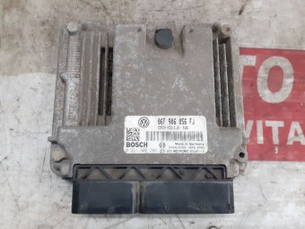 CALCULATOR MOTOR (ECU) SEAT LEON OEM: 06F906056FJ/0261S02266.