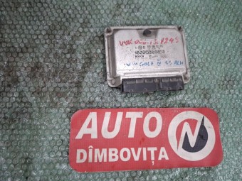 CALCULATOR MOTOR (ECU) VOLKSWAGEN GOLF OEM: 038906012FA.
