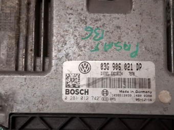 CALCULATOR MOTOR (ECU) VOLKSWAGEN PASSAT B6 OEM: 03G906021DP.