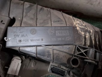 CARCASA AEROTERMA AUDI A3 8P OEM: 1K1820308B.