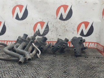 CARCASA (CORP) TERMOSTAT VOLKSWAGEN GOLF IV OEM: 032121111.