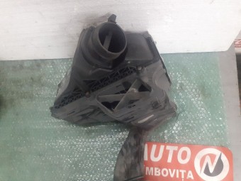 CARCASA FILTRU AER AUDI A4 B8 OEM: 8K0133837T.