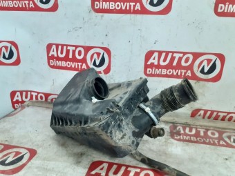 CARCASA FILTRU AER OPEL ASTRA H OEM: 4613885960.