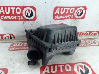 CARCASA FILTRU AER OPEL ASTRA H OEM: 55556464.