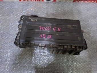 CARCASA FILTRU AER VOLKSWAGEN POLO 6R OEM: 036129611CD.