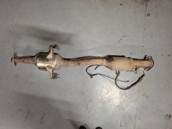 CATALIZATOR SI FILTRU DE PARTICULE TOYOTA COROLLA 