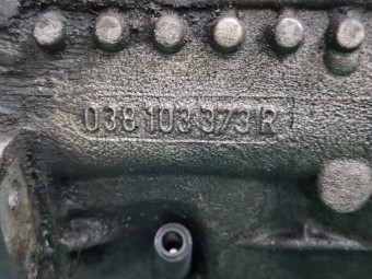 CHIULASA AUDI A3 8P OEM: 038103373R.