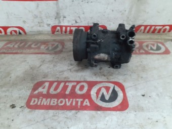 COMPRESOR AC DACIA LOGAN I OEM: 8200526884A.