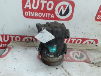 COMPRESOR AC RENAULT SYMBOL OEM: 8200315744.