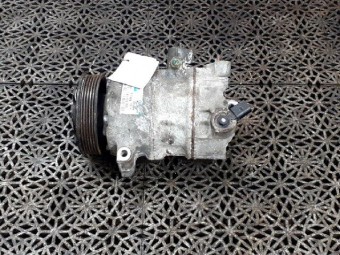 COMPRESOR AC VOLKSWAGEN GOLF V OEM: 5N0820803.