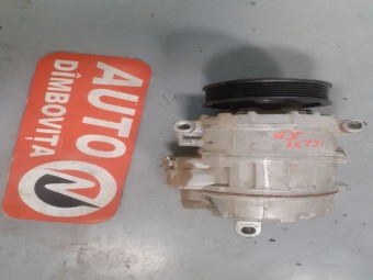 COMPRESOR AC VOLKSWAGEN GOLF V OEM: DCP32045.