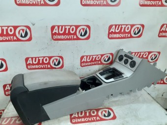 CONSOLA CENTRALA VOLKSWAGEN PASSAT B6 OEM: 3C0863319AE.
