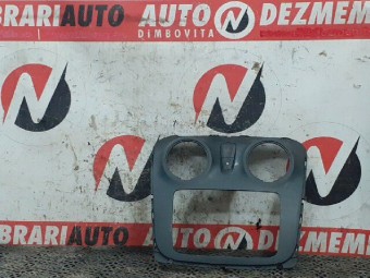 CONSOLA RADIO CD DACIA LOGAN II 
