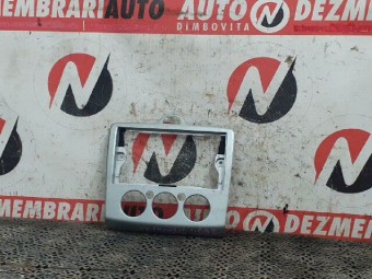 CONSOLA RADIO CD FORD FOCUS II 