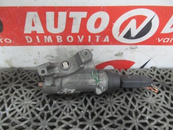 CONTACT PORNIRE CU CHEIE AUDI A4 OEM: 4B0905851G.