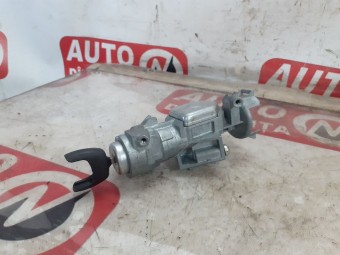 CONTACT PORNIRE CU CHEIE FORD FOCUS II OEM: 3M51-3F880-AC.