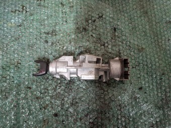 CONTACT PORNIRE CU CHEIE FORD FOCUS II OEM: 3M51-3F880-AD.