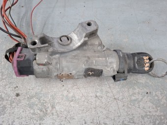CONTACT PORNIRE CU CHEIE VOLKSWAGEN GOLF IV OEM: 4B0905851N.