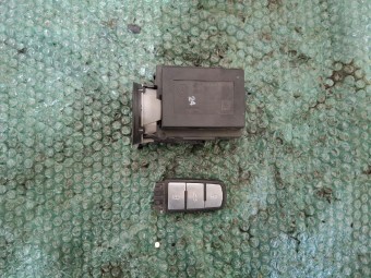 CONTACT PORNIRE CU CHEIE VOLKSWAGEN PASSAT B6 OEM: 3C0905843R.
