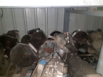 CUTIE VITEZE MANUALA 4 TREPTE MERCEDES 190 (W201) OEM: A2012610201.