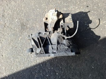 CUTIE VITEZE MANUALA 5 TREPTE FORD FIESTA V 