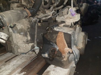 CUTIE VITEZE MANUALA 5 TREPTE FORD FIESTA V OEM: 98WT-7F096-AC.