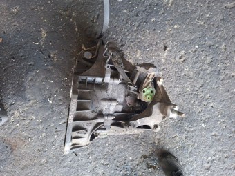CUTIE VITEZE MANUALA 5 TREPTE FORD FOCUS OEM: MTX75.