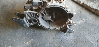 CUTIE VITEZE MANUALA 5 TREPTE HYUNDAI ACCENT III OEM: M565CF2
M56CF2.