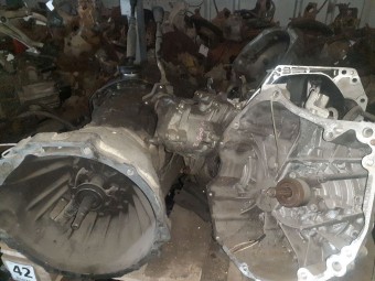 CUTIE VITEZE MANUALA 5 TREPTE NISSAN X-TRAIL OEM: JG20C.