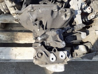 CUTIE VITEZE MANUALA 5 TREPTE OPEL CORSA C OEM: M24.