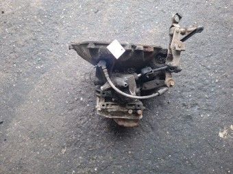CUTIE VITEZE MANUALA 5 TREPTE OPEL VECTRA B OEM: MG4.