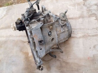 CUTIE VITEZE MANUALA 5 TREPTE PEUGEOT 206 OEM: 20DL22.