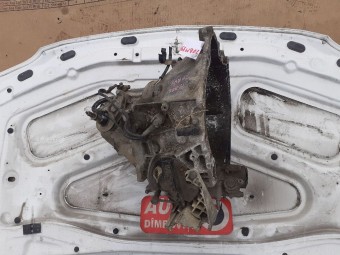 CUTIE VITEZE MANUALA 5 TREPTE PEUGEOT 307 OEM: 20DM39.