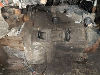 CUTIE VITEZE MANUALA 5 TREPTE RENAULT KANGOO OEM: JB3 169.