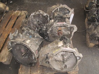 CUTIE VITEZE MANUALA 5 TREPTE RENAULT LAGUNA I OEM: PK1.