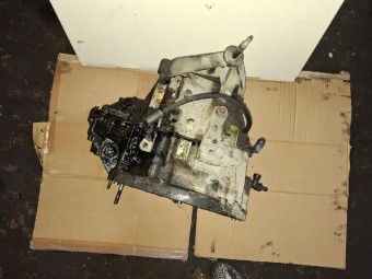 CUTIE VITEZE MANUALA 5 TREPTE RENAULT LAGUNA II OEM: PK6018.