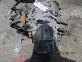 CUTIE VITEZE MANUALA 5 TREPTE RENAULT SYMBOL OEM: JB3 310.