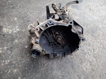 CUTIE VITEZE MANUALA 5 TREPTE SKODA FABIA OEM: FDM.